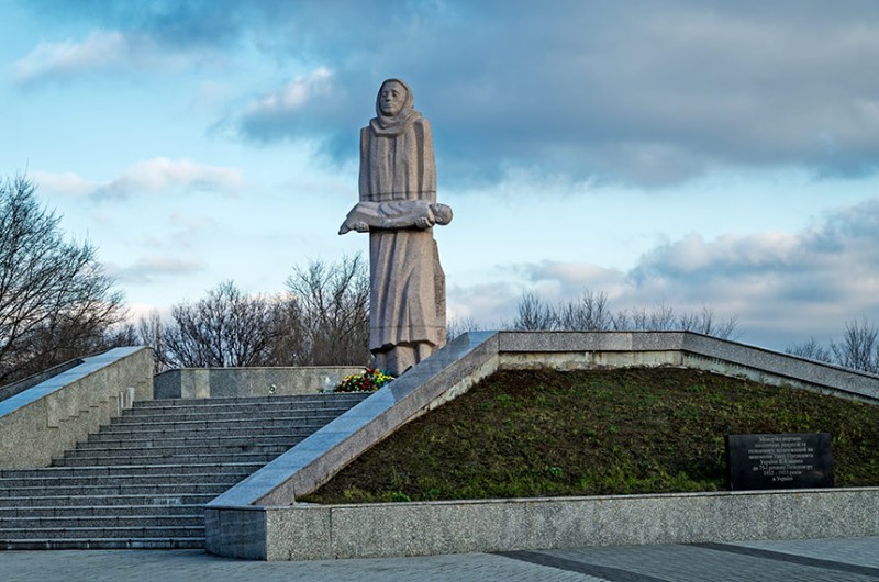 Memorial às vítimas de Holodomor, na cidade de Dnipro, na Ucrânia - Getty Images