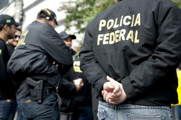  Entre os mandados, dois são de prisão preventiva e um de prisão temporária - Agência Brasil 