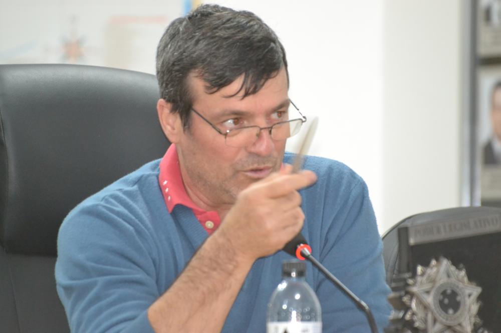 Itamar Sartori também frisou o encaminhamento de verbas para aquisição de equipamentos e ao Hospital Santo Antônio de Pádua (Foto: Diones Roberto Becker) 
