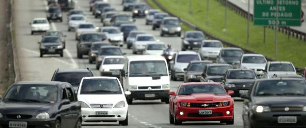 Cerca de 30% dos motoristas quitam antecipadamente os valores do IPVA e do licenciamento - Foto: Divulgação