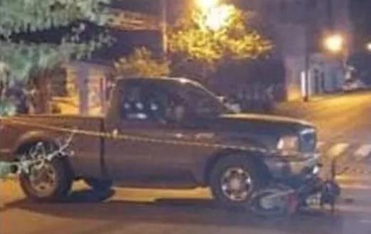 Motociclista de delivery chegou a ser socorrido pela equipe do SAMU, mas não resistiu aos ferimentos e morreu (Foto: Reprodução | Jornal Folha do Noroeste)