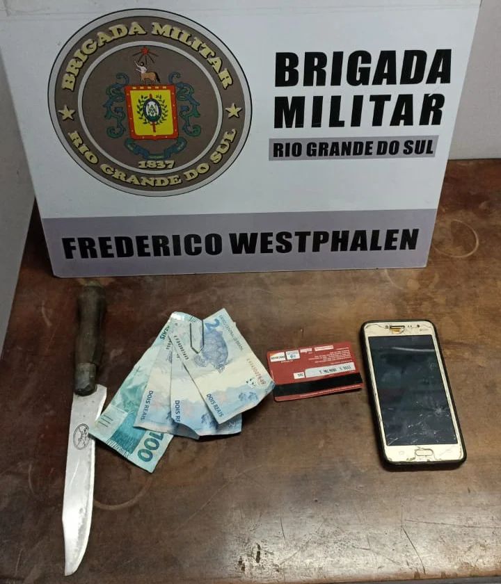 Todos os pertences subtraídos da vítima foram recuperados (Foto: Divulgação | BM)