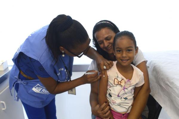 Campanha de vacinação contra a pólio e o sarampo ocorrerá entre os dias 06 e 31 deste mês (Foto: Tânia Rego/Agência Brasil)
