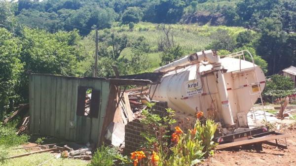 As vítimas foram socorridas pelo SAMU de Tenente Portela e encaminhadas ao HCTP - Foto: TP News