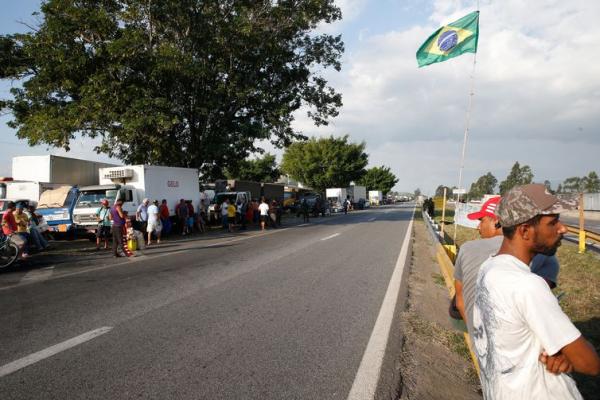 Produtores reclamam que valor do transporte triplicou após a paralisação dos caminhoneiros (Foto: Tomaz Silva/Agência Brasil)