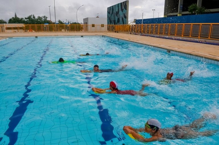Proprietários de estabelecimentos com piscina deverão respeitar normas de manutenção - (Foto: Joel Rodrigues/Agência Brasília)