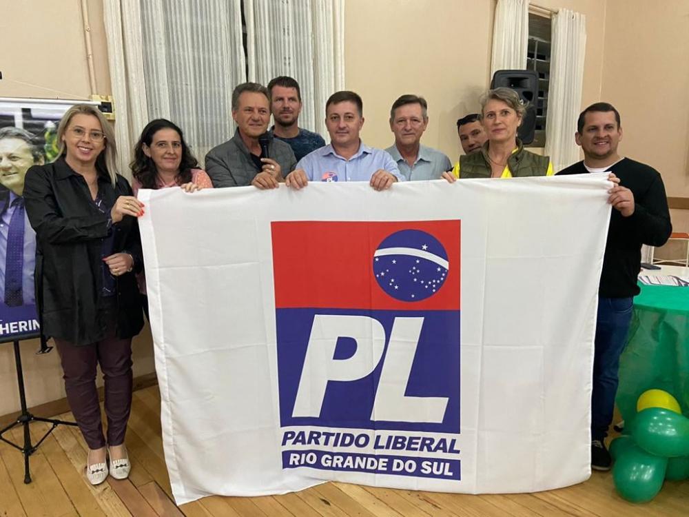 Arlei assinou ficha no PL uma semana após deixar o PSDB (Foto: Divulgação)