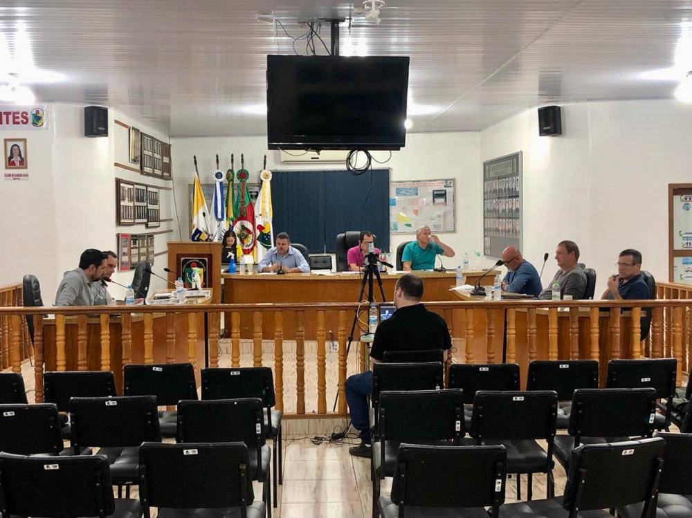 A partir do dia 2 de maio, as sessões ordinárias da Câmara de Vereadores começam às 19 horas (Foto: Diones Roberto Becker)
