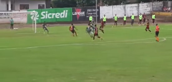 O resultado mais recente do Tupi foi o empate em 2 a 2 com o Brasil de Farroupilha – atual lanterna da chave (Foto: Reprodução | FGF)