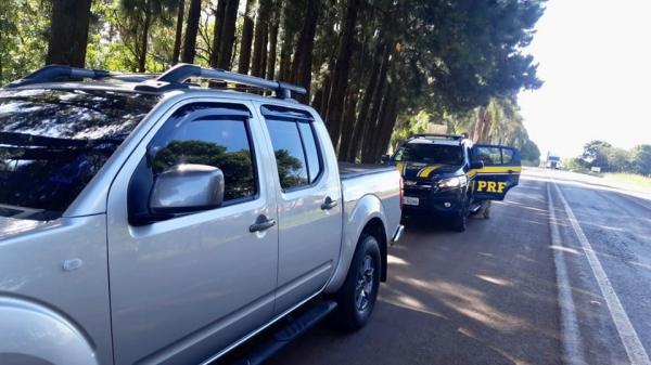 Foragido dirigia uma caminhonete que foi abordada na BR 468 nas imediações do acesso à cidade de Palmeira das Missões (Foto: Divulgação/PRF)