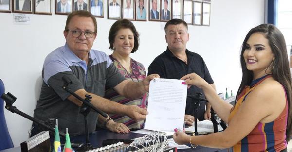 Tribunal de Justiça acatou o agravo interposto pela defesa de Mônica Macalin dos Santos e autorizou o retorno ao cargo (Foto: Reprodução/Observador Regional)