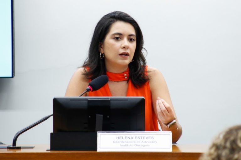 Helena Esteves: 