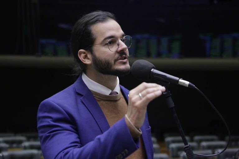 Túlio Gadelha: 