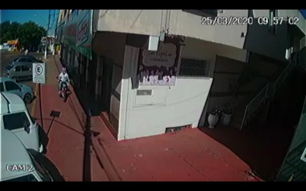 Condutor, se identificado, poderá ser responsabilizado (Foto: Divulgação/WhatsApp)