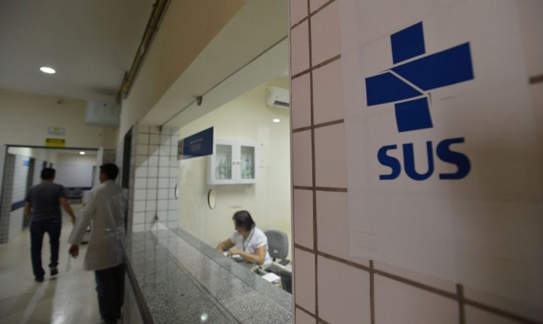 Projeto pretende garantir recursos no Sistema Único de Saúde para o combate ao câncer - (Foto: Marcelo Casal Jr./Agência Brasil)