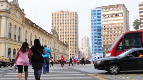 Os veículos que se envolvem mais em atropelamentos são automóveis (Foto: Rafaela Masoni/DETRAN-RS)