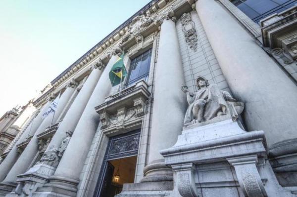 Projeções da Secretaria Estadual da Fazenda apontam redução de R$ 700 milhões na arrecadação bruta do RS em abril Isadora Neumann / Agencia RBS