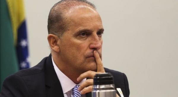Ministro afirmou que o desafio é equilibrar as ações de prevenção à saúde e manter a atividade econômica (Foto: Reprodução/R7)