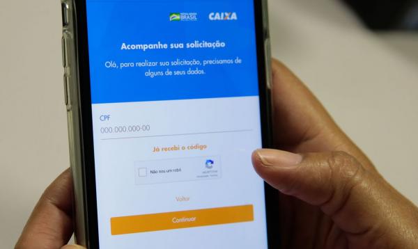 Auxílio pode ser pedido por trabalhadores informais, microempreendedores individuais, autônomos e desempregados (Foto: Marcelo Casal Jr/Agência Brasil)