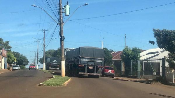 Intuito é levar orientações aos caminhoneiros, além de funcionários e frequentadores de pontos de parada nas estradas do país (Foto: Diones Roberto Becker)