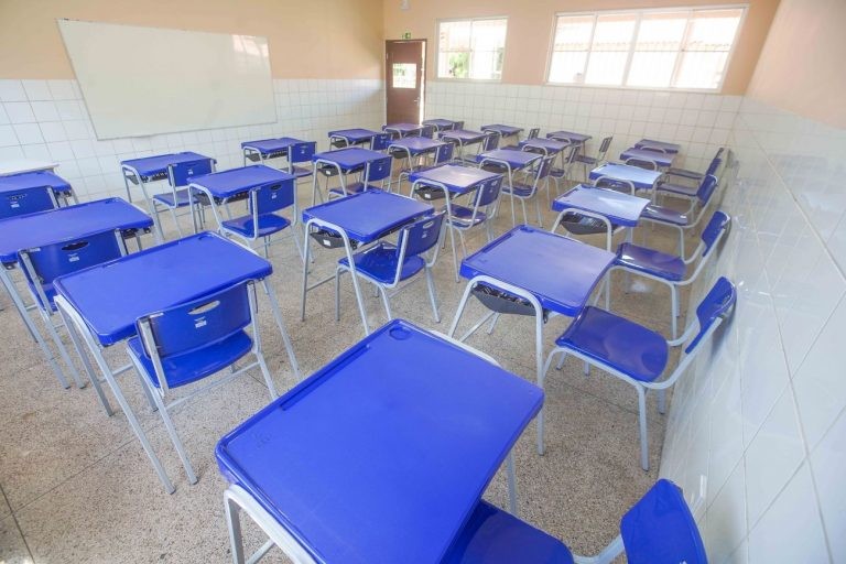 Sobrepreço na compra de mesas e cadeiras foi de R$ 1,59 bilhão - (Foto: Marco Santos/Agência Pará)
