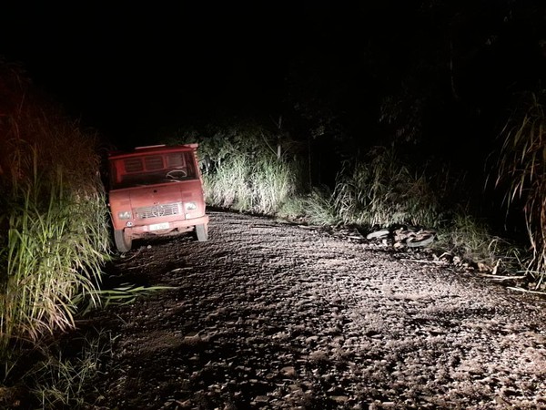 Fato ocorreu na noite da segunda-feira (20/04) na localidade de Lajeado Boa Vista, interior de Palmitinho (Foto: Divulgação/Brigada Militar)