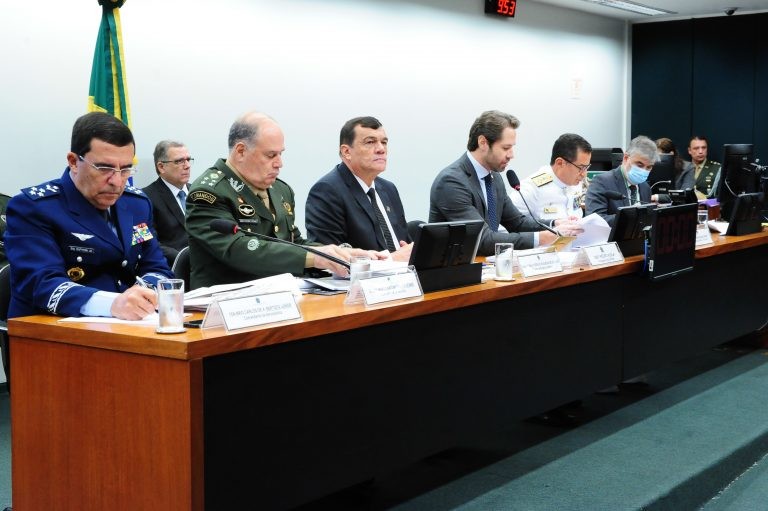 Audiência discutiu eleições e o orçamento para as Forças Armadas - (Foto: Billy Boss/Câmara dos Deputados)