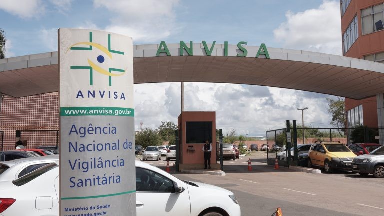 Medicamento que trata a doença de Batten já foi aprovado pela Anvisa - (Foto: Rodrigo Maia/Câmara dos Deputados)