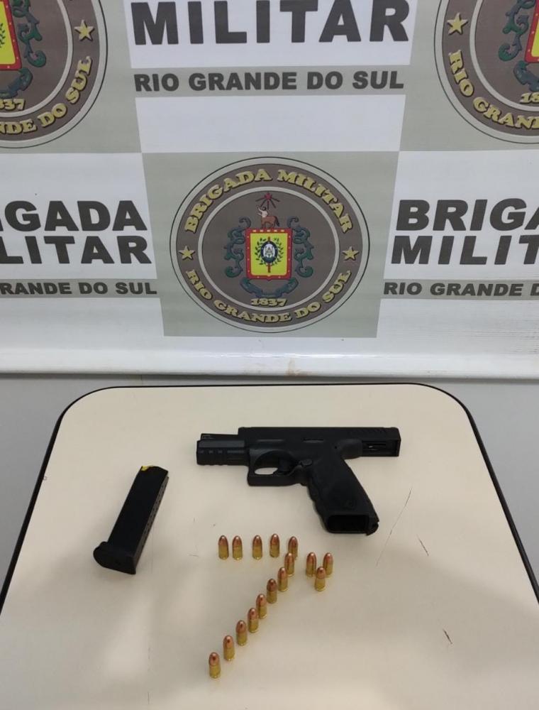 O homem foi preso em flagrante e posterior foi encaminhado para Delegacia de Polícia (Foto: Divulgação)