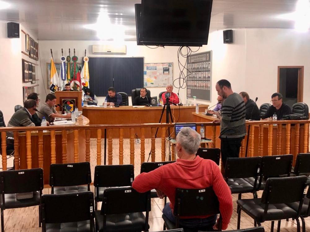 No primeiro semestre do ano foram realizadas duas sessões extraordinárias e 16 ordinárias (Foto: Diones Roberto Becker)
