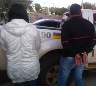 Veículo com a droga era ocupado por um casal e seus dois filhos menores de idade (Foto: Divulgação/Brigada Militar)