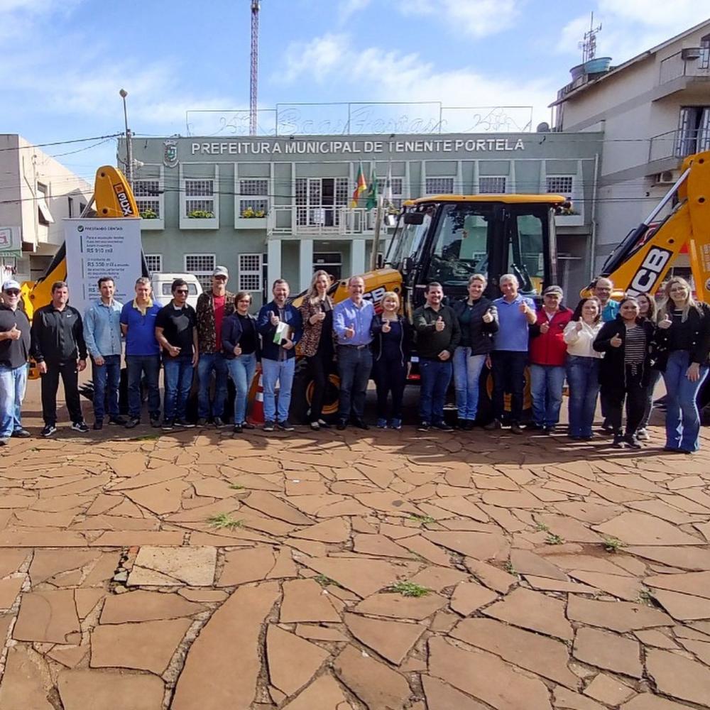No mês de agosto, o município receberá uma motoniveladora. (Foto: Assessoria de Comunicação - Prefeitura de Tenente Portela)