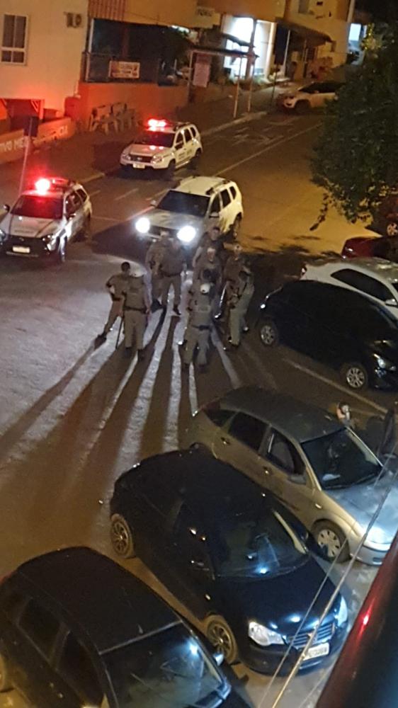 Brigada Militar faz patrulhamento em torno do Hospital Santo Antônio (Foto: Rádio Província/Especial)