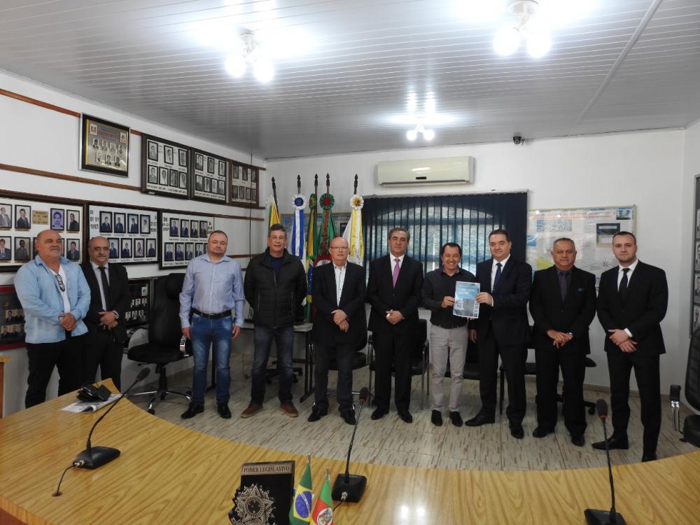 Entrega do Plano de Metas do Tribunal de Justiça (Foto: Diones Roberto Becker)