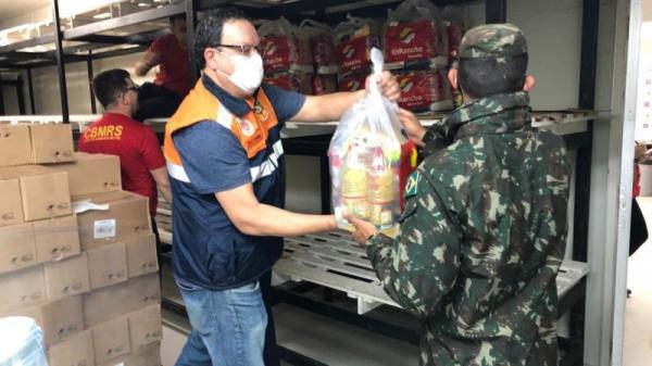 Produtos são destinados às famílias em situação de vulnerabilidade social em decorrência da estiagem (Foto: Camila dos Santos/Defesa Civil RS)