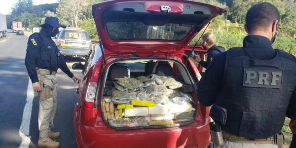 Flagrante mais recente ocorreu na BR 386 em Lajeado e resultou na apreensão de aproximadamente 300 quilos de maconha (Foto: Divulgação/PRF)