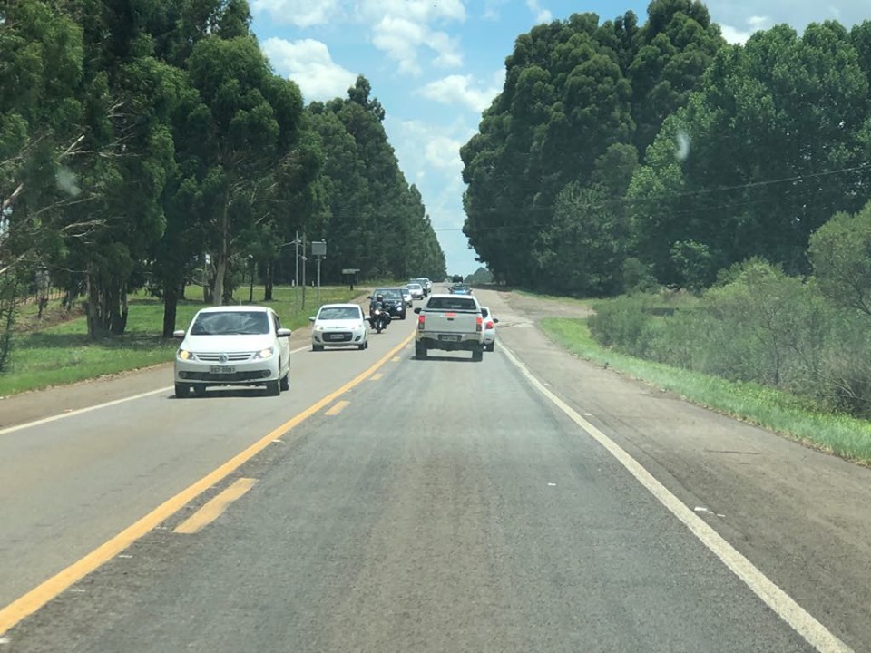 DETRAN/RS recomenda que os motoristas com esse tipo de pendência providenciem a renovação até o prazo (Foto: Diones Roberto Becker)