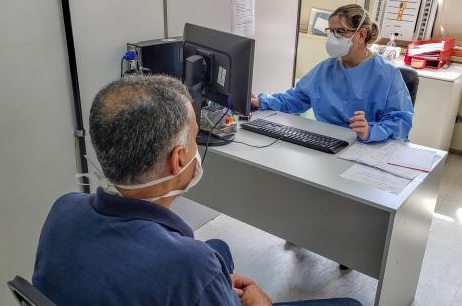 Até o momento foram identificados 199.768 profissionais da saúde com suspeita de coronavírus no país (Foto: Robson da Silveira/ASCOM Porto Alegre)