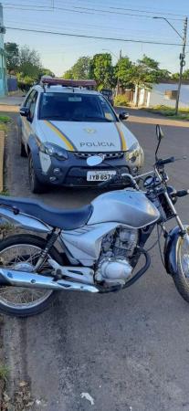 Motocicleta foi encontrada após diligência junto ao bairro São Francisco (Foto: Divulgação/Brigada Militar)