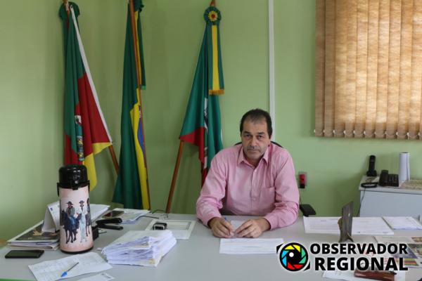 Nei Vigne, presidente da Amuceleiro e prefeito de Braga (Foto: Observador Regional)