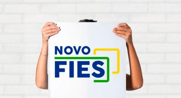 De acordo com a resolução, as parcelas suspensas serão incorporadas ao saldo devedor do contrato do estudante (Arte: Divulgação/MEC)