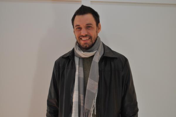 Rafael Nunes esteve vistando parentes em Tenente Portela e conversou na tarde de sexta-feira (10) com nossa reportagem. (Foto: JP)