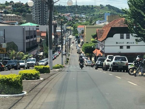 Tempo médio para a abertura de uma empresa no país no primeiro trimestre de 2020 ficou em três dias e 16 horas (Foto: Diones Roberto Becker)