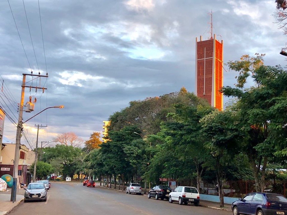 Objetivo é avaliar se ter o horário de verão ampliaria o uso da energia solar em um período de maior consumo (Foto: Diones Roberto Becker)