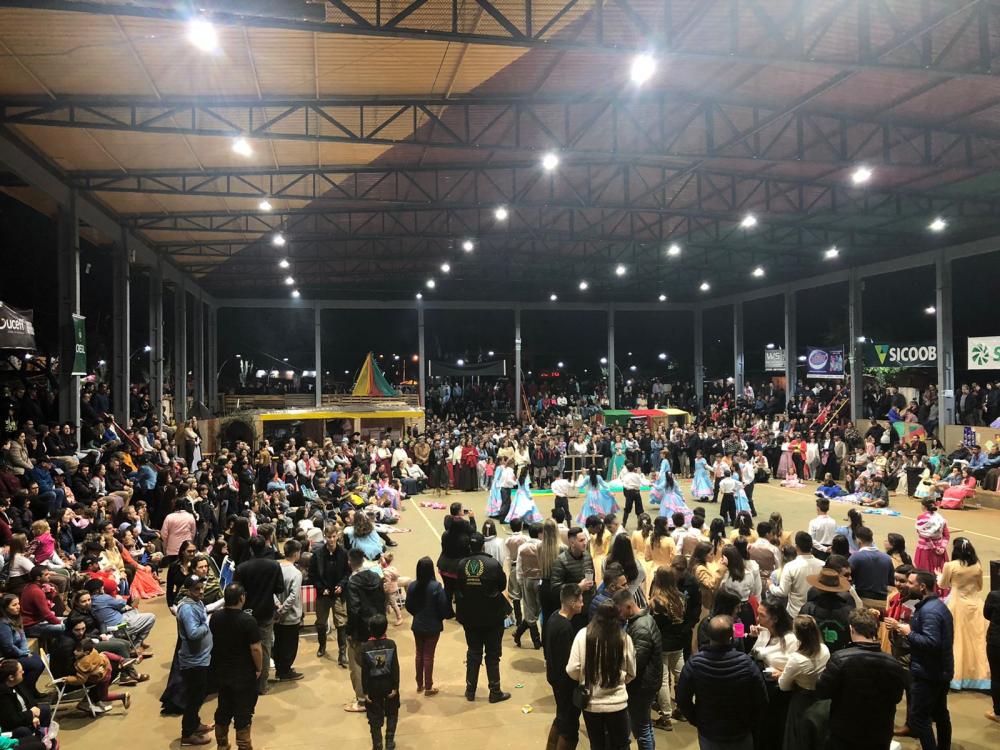 Acampamento Farroupilha de Tenente Portela prossegue até o dia 20 (Foto: Keli Biguelini)