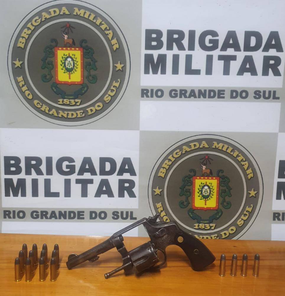 Arma apreendida em Crissiumal (Foto: Divulgação)