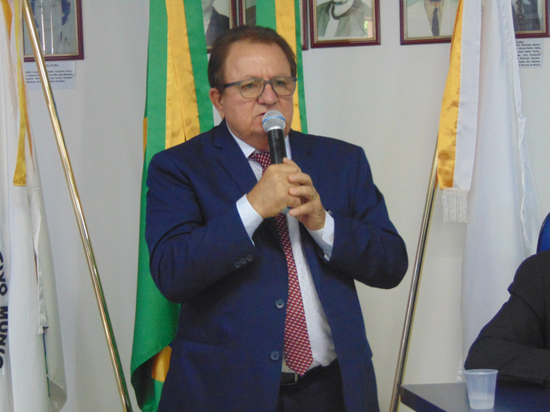 Nilson Paulo Costa segue afastado do cargo de prefeito de Redentora (Foto: RD Foco)