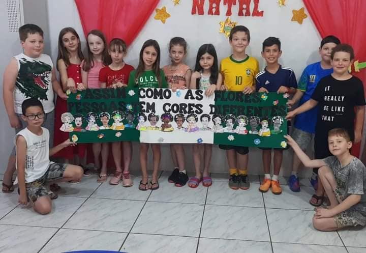 Alunos realizaram atividade pedagógica pelo Dia da Consciência Negra (Foto: Divulgação)