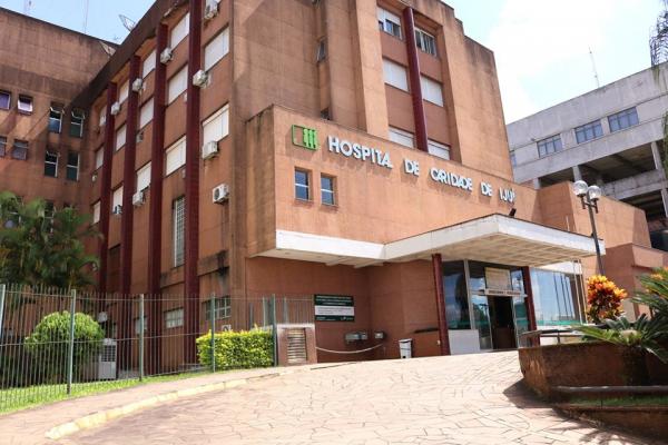 Segundo a reportagem da RPI, muitos acompanhantes e pacientes não utilizam máscara facial dentro do hospital (Foto: Reprodução/Facebook HCI)