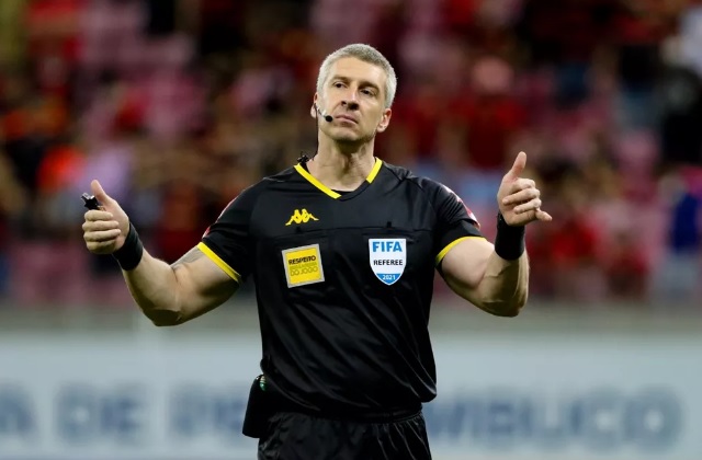Árbitro Anderson Daronco é quem apitará o confronto entre AESA e Botafogo (Foto: Marlon Costa | Pernambuco Press)